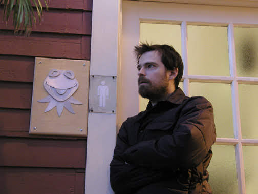 File:Riverscuomo aloneviii.jpg