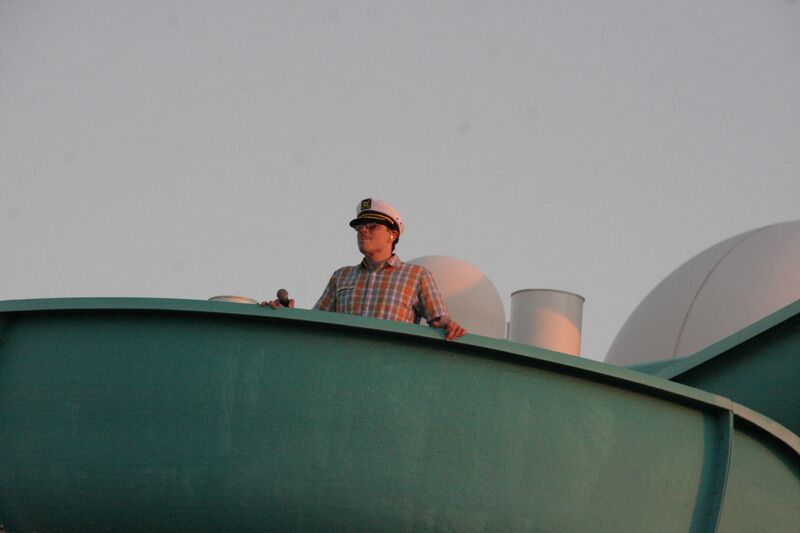 File:Lido deck IMG 4453 copy.jpg