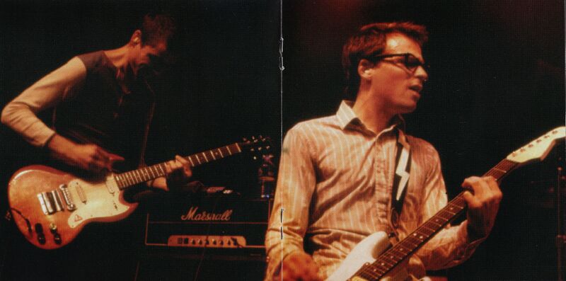 File:Maximumweezer book03-04.jpg