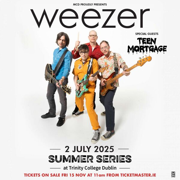 File:Weezer concert 2025-07-02.jpg
