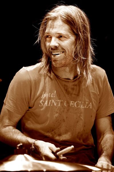 File:Taylor Hawkins.jpg