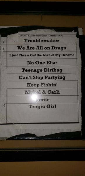 File:Setlist 2012-01-20 Indoor Show 1.jpg